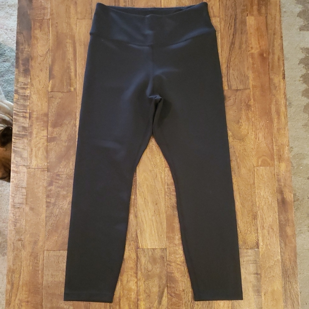 Nike dri fit crops